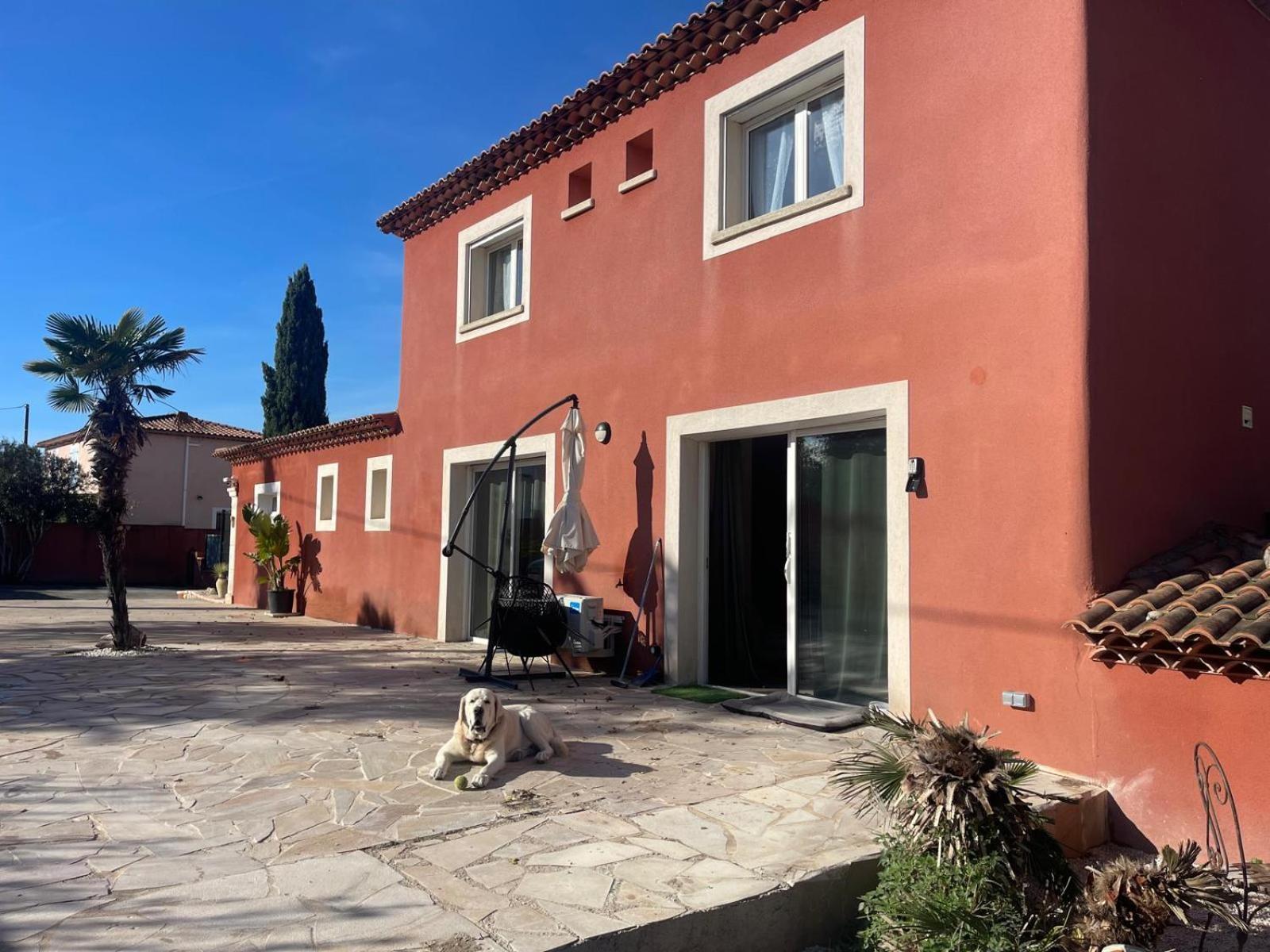 Aparthotel La Casa Bella Gignac-la-Nerthe Zewnętrze zdjęcie